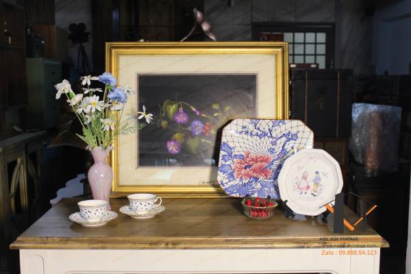 Bàn console vintage 01-01-25 - Hình mô tả 1