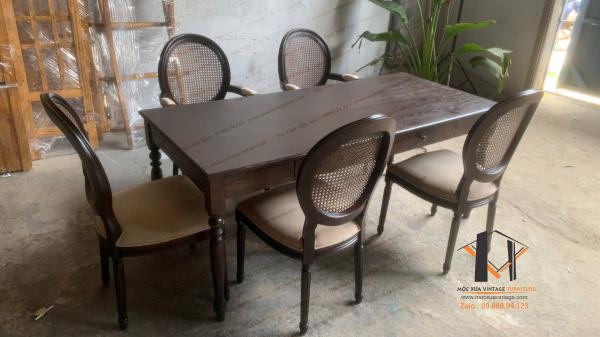 Bàn dài vintage 18-04-25 - Hình mô tả 1