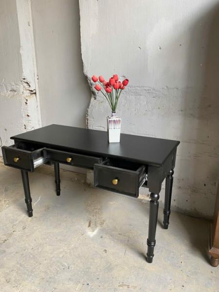 Bàn gỗ Đen BG13-06-22 - Hình mô tả 1