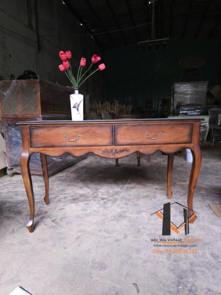 Bàn gỗ vintage 17-03-25 Bàn gỗ vintage 17-03-25
