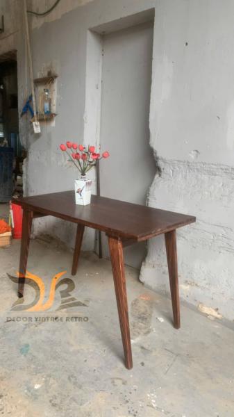 Bàn gỗ vintage 18-03-23 - Hình mô tả 1