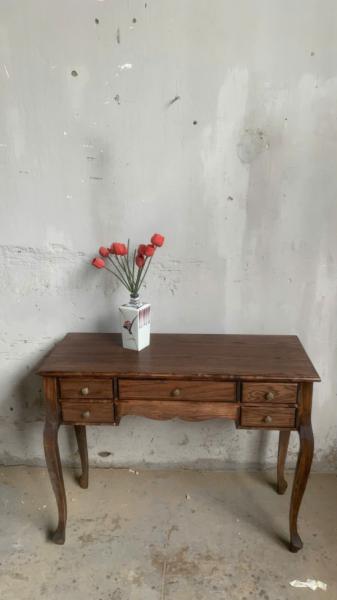 Bàn gỗ vintage BG 20-12-22 - Hình mô tả 1