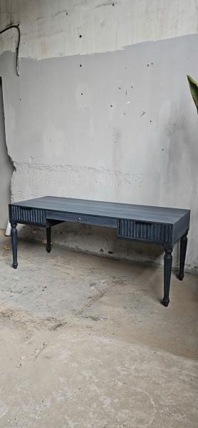 Bàn làm việc phong cách vintage 22-06-25 - Hình mô tả 1