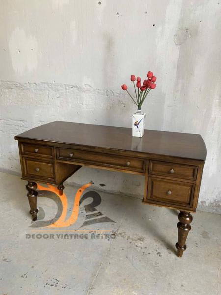 Bàn làm việc vintage 04-01-25