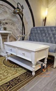 Bàn sofa phong cách tân cổ điển 12-06-24