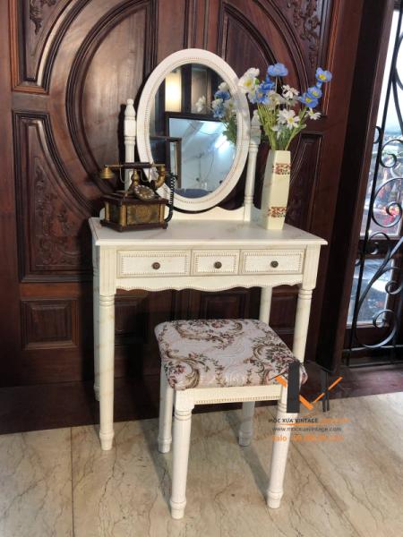 Bàn trang điểm vintage 05-03-25 - Hình mô tả 1