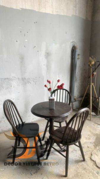 Bàn tròn vintage 04-04-25 - Hình mô tả 3