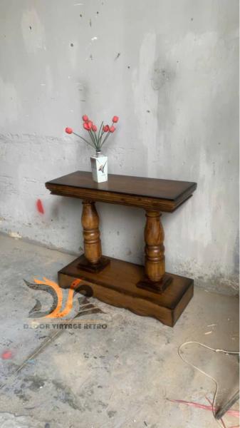 Bàn console trang trí vintage 05-10-25 - Hình mô tả 1