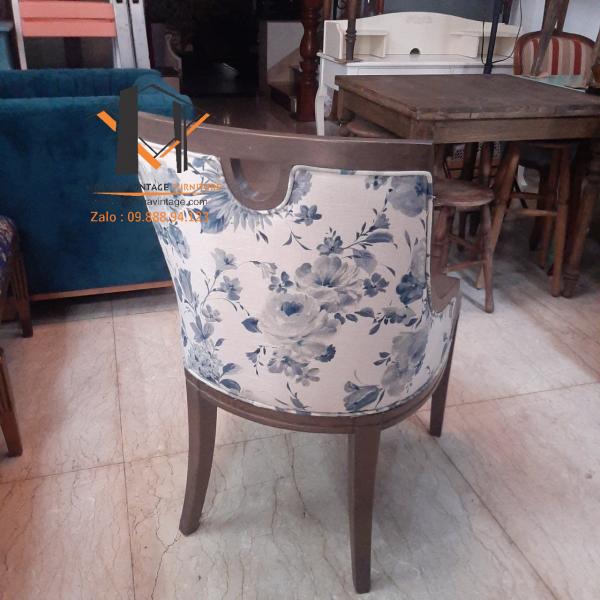 Ghế gỗ vintage 27-05-24 - Hình mô tả 1