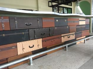 Quầy Bar phong cách vali - Q2
