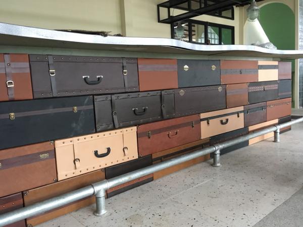 Quầy Bar phong cách vali - Q2
