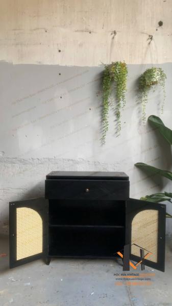 Tủ gỗ lưới mây vintage 02-05-25 - Hình mô tả 1