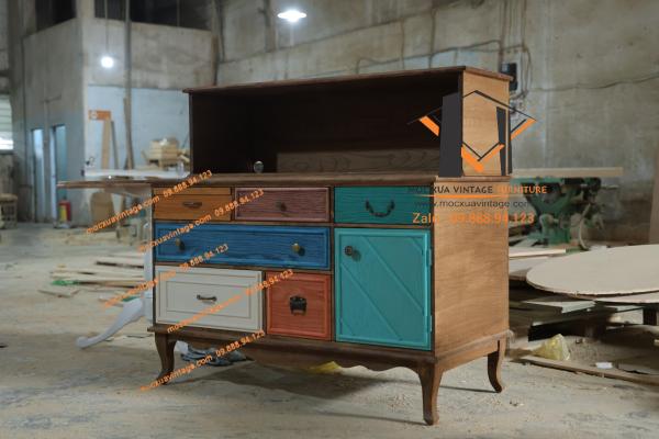 Tủ gỗ nhiều màu vintage 01-08-24 - Hình mô tả 1