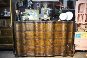 Tủ gỗ phong cách vintage 02-11-24 (hết)