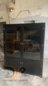 Tủ gỗ trưng bày vintage 10-09-25