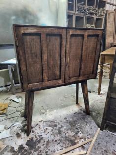 Tủ gỗ vintage 01-03-24