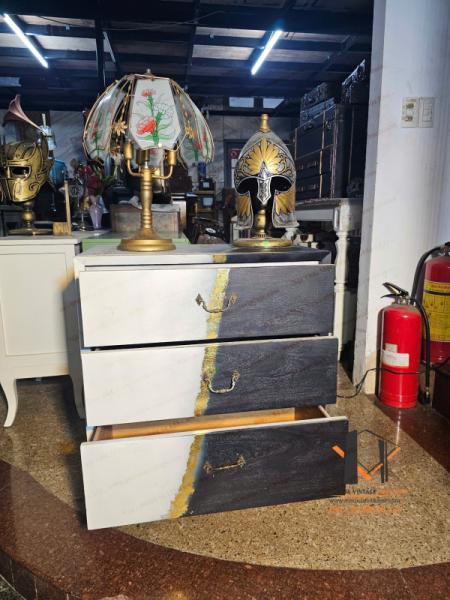Tủ gỗ vintage TG 11-10-23 - Hình mô tả 1