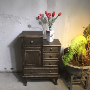 Tủ gỗ vintage TG3-9-22