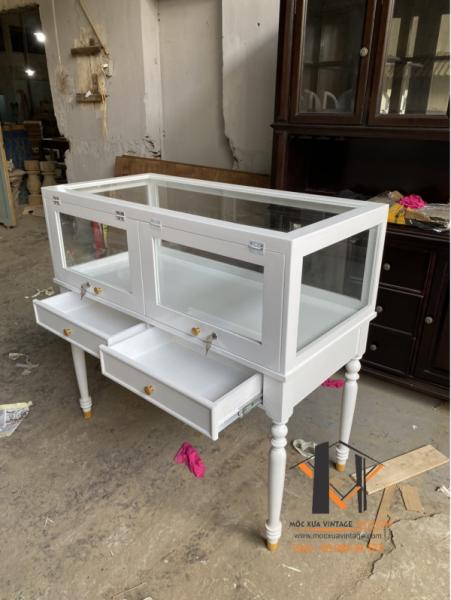 Tủ kính trưng bày vintage TK 11-12-23 - Hình mô tả 3