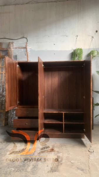 Tủ quần áo lưới mấy vintage 20-04-25 - Hình mô tả 1