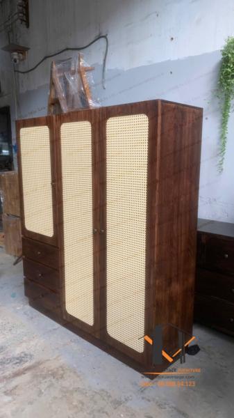 Tủ quần áo lưới mấy vintage 20-04-25 - Hình mô tả 1