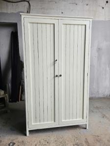 Tủ quần áo vintage 09-07-25