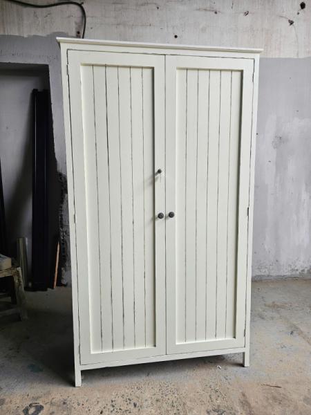 Tủ quần áo vintage 09-07-25
